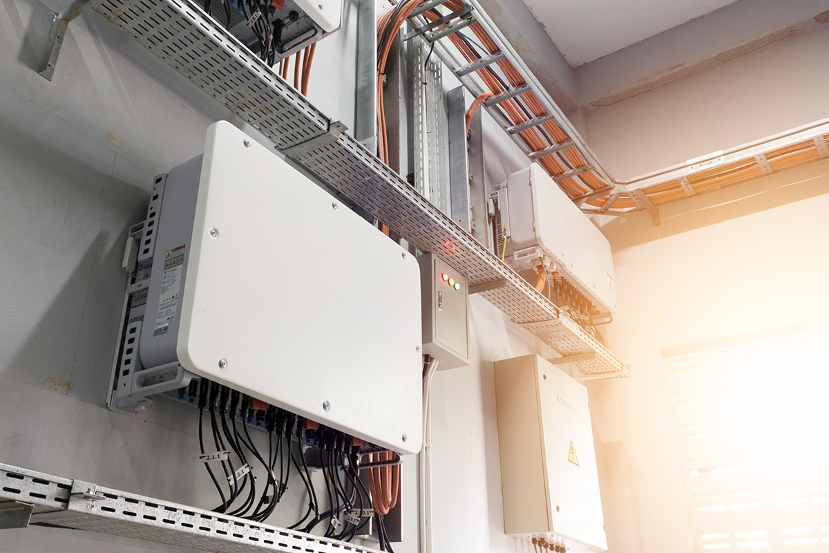 Inverter and Battery System